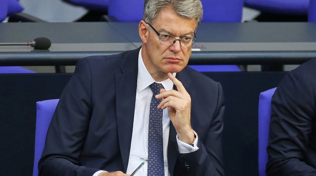 Unruhe in CDU wegen geplanter Entlassung Schnieders