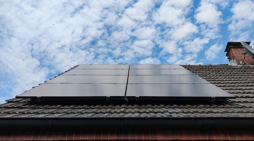 Photovoltaik-Ausbau auf Hamburgs öffentlichen Dächern erreicht Höchststand