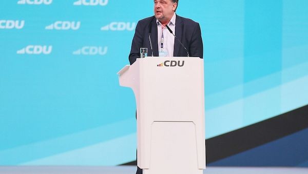 CDU-Sozialflügel unterstützt Ost-Rentenrevolte