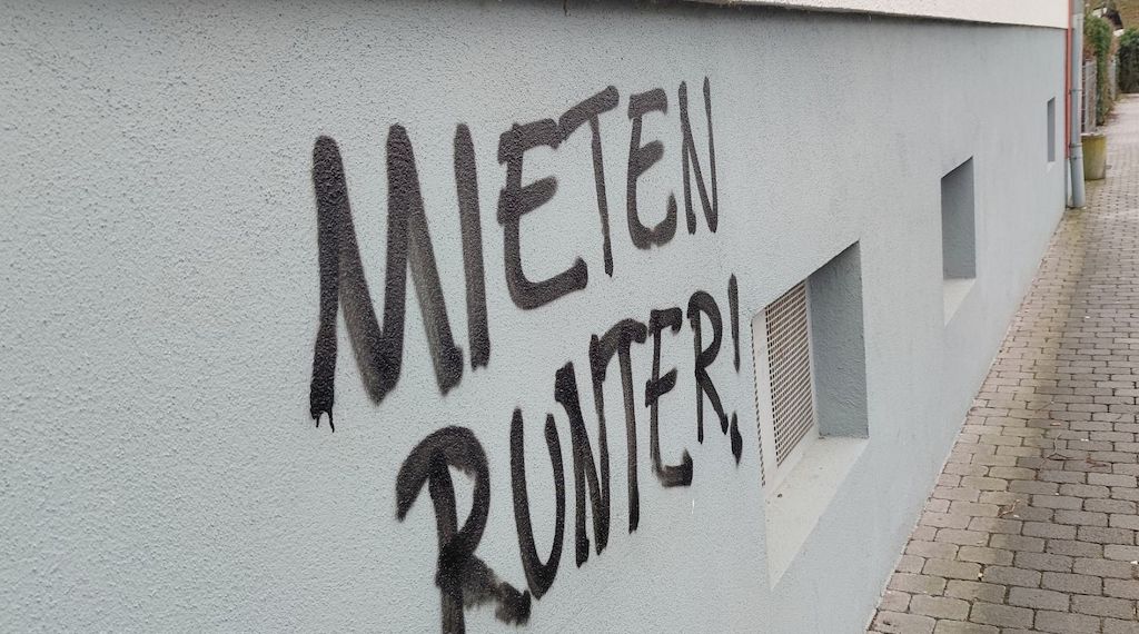 Private Vermieter überhöhen Mieten fast so stark wie gewerbliche