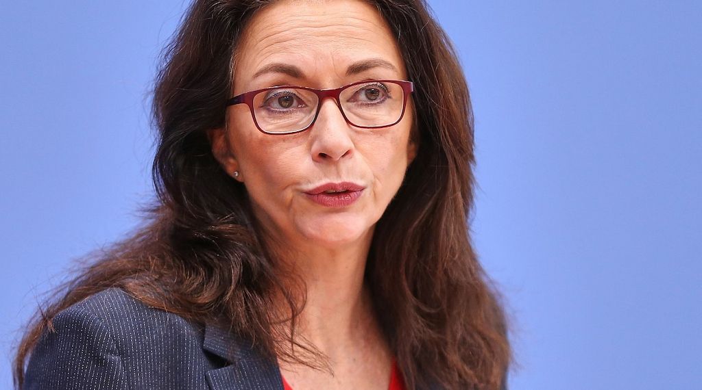 Fahimi fürchtet "Prekarisierung junger Beschäftigter"