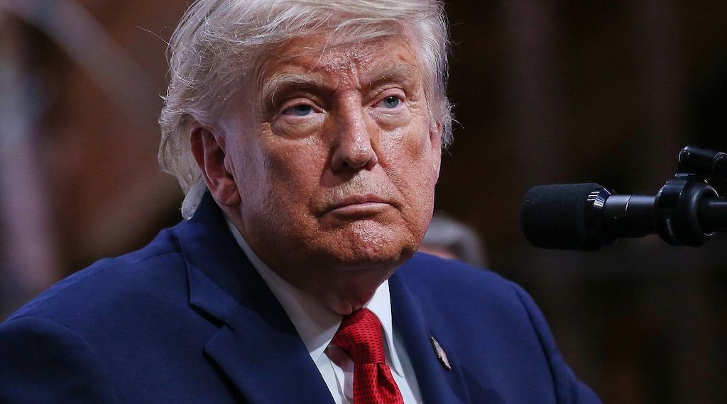 Trump setzt Iran-Angriffe aus und sieht Fortschritte für Abkommen