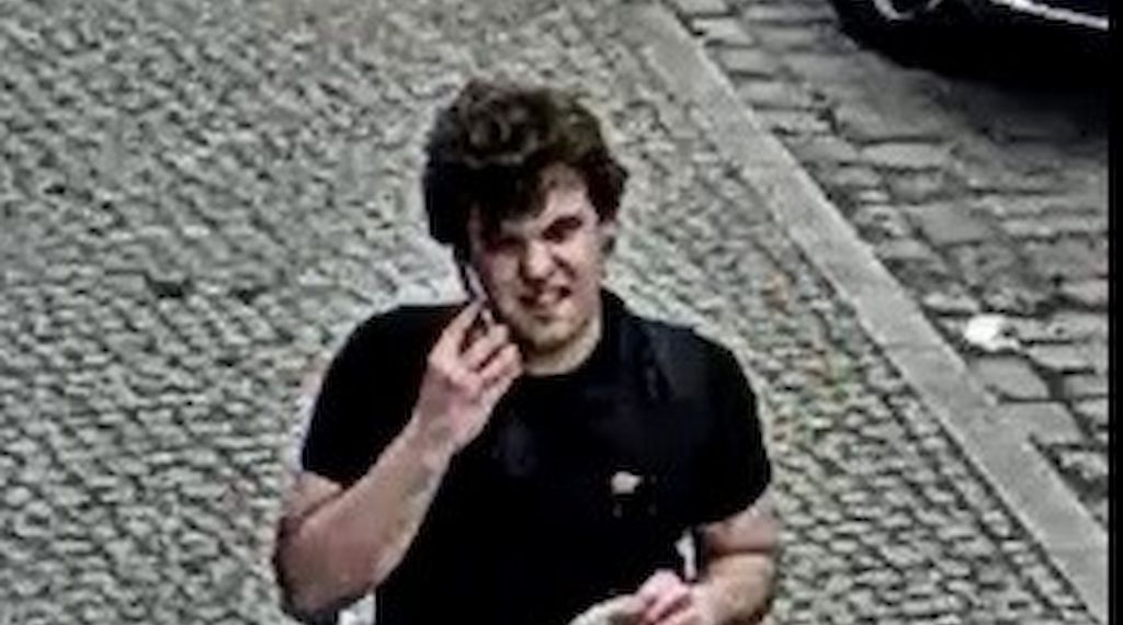 Berlin: Trickbetrug durch falsche Polizeibeamte – Wer erkennt den Tatverdächtigen?