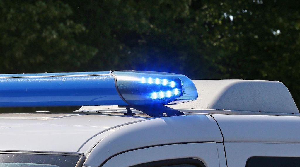 Polizei sucht Zeugen nach Angriff auf Polizeiposten in Leipzig-Connewitz