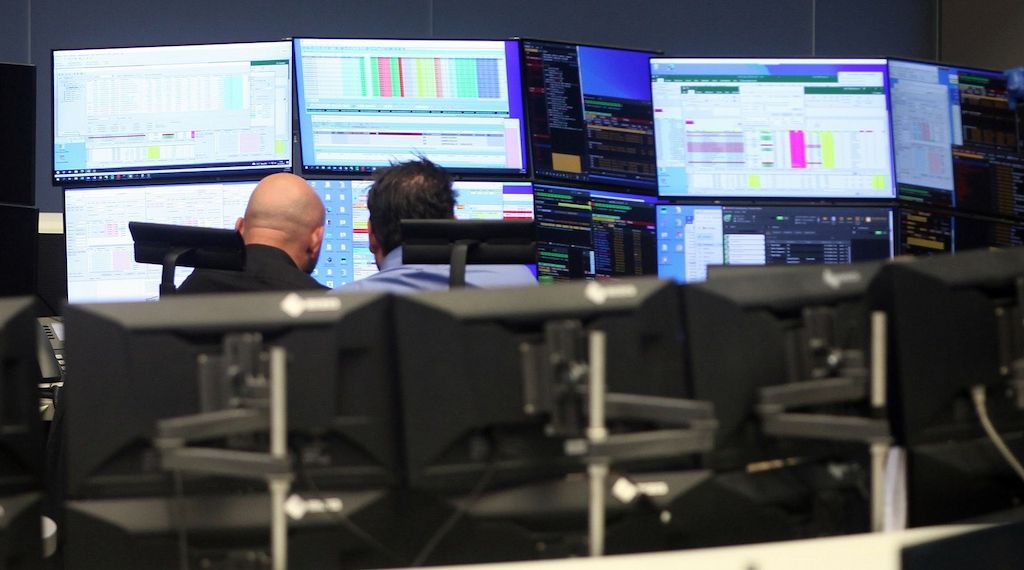 Dax legt zu - Preise für Öl und Gas sinken deutlich