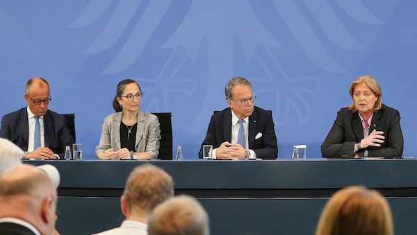 Rocholl warnt vor Aufschnüren des Rentenpakets