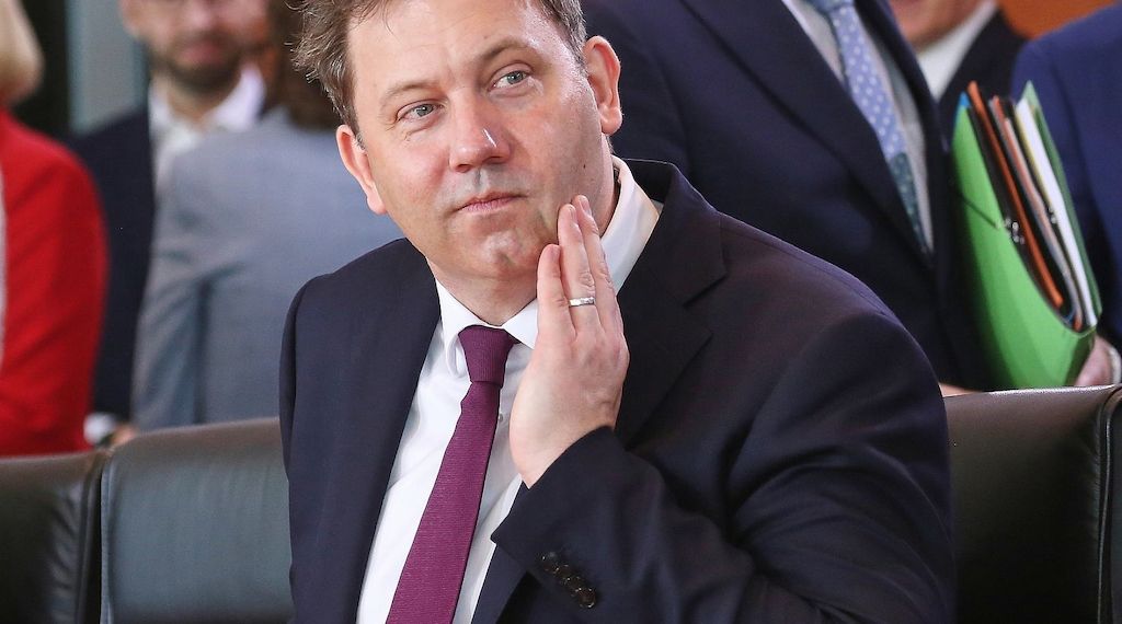 Kanzler im Urlaub - Klingbeil soll wieder Kabinettssitzung leiten
