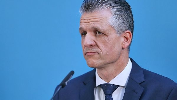 Frei fordert von Bas Tempo bei Rentenreform