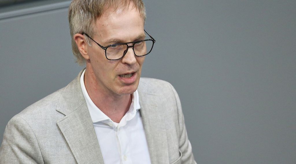 SPD-Politiker verteidigt Drohnen-Zuständigkeiten