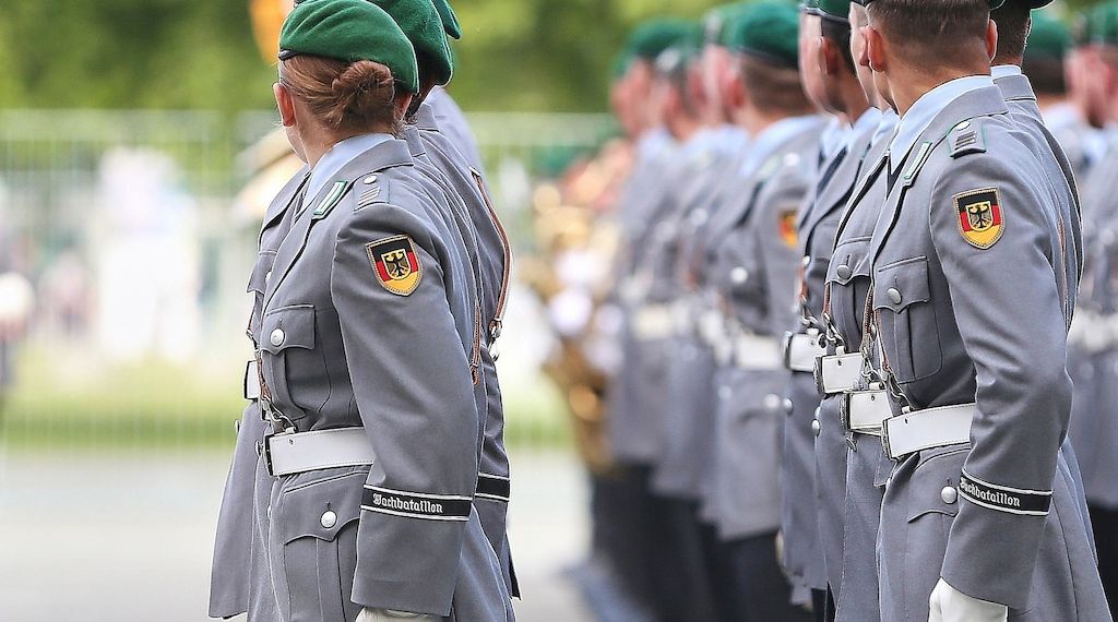 Bundeswehr schreibt ehemalige Wehrdienstleistende an
