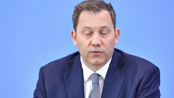Steuergewerkschaft kritisiert geplante Steuerreform