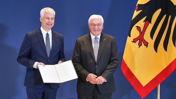 Herrenknecht unterstützt Auswechslung des Verkehrsministers