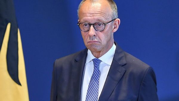 Merz lässt sich über Drohnen-Vorfall unterrichten - aber schweigt