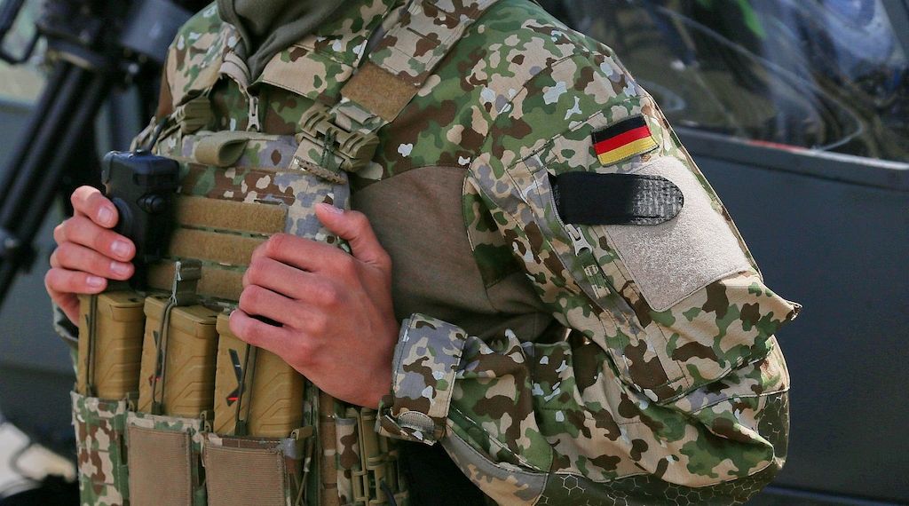 Wehrbeauftragter warnt vor überfüllten Stuben durch neue Ausrüstung