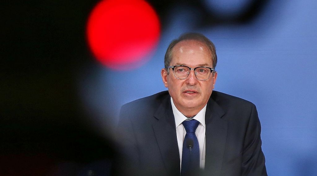Dobrindt will Verfassungsschutz zu aktivem Geheimdienst umbauen