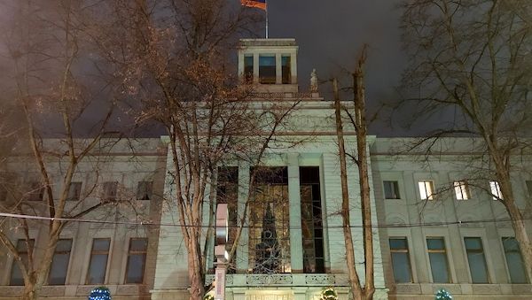 Grüne werfen Regierung "Schwäche pur" gegenüber Russland vor