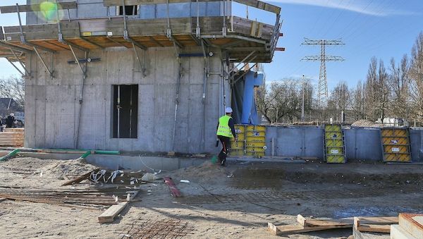 Bauindustrie fürchtet Lieferengpässe wegen Niedrigwasser