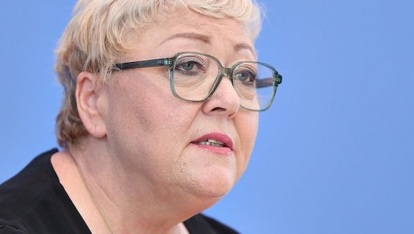 Zupke: 37.000 SED-Opfer beziehen noch Opferrente