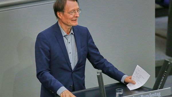 Lauterbach heizt Rentenstreit weiter an