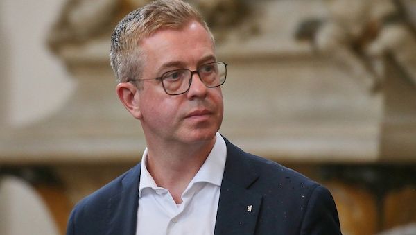 Evers will Schutz sexueller Identität im Grundgesetz