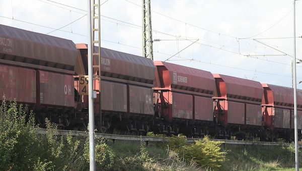 DB Cargo reaktiviert alte Güterwagen wegen Niedrigwasser