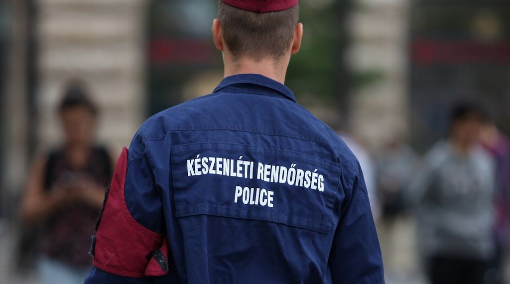 Mindestens zwölf Tote bei Busunglück in Ungarn