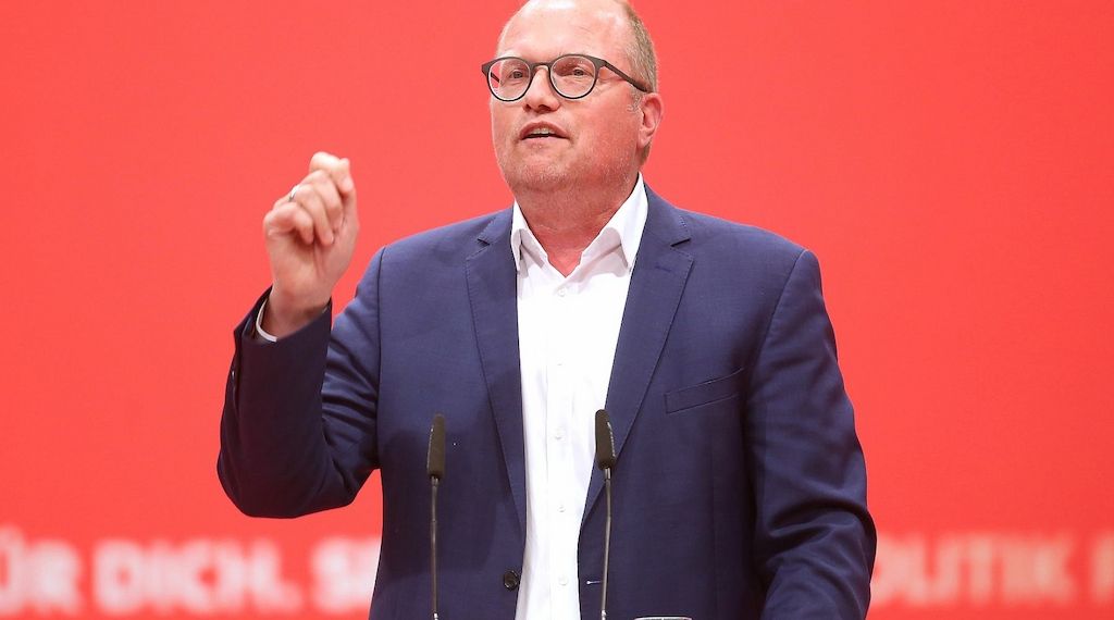 NRW-SPD-Spitzenkandidat will an Altersteilzeit länger festhalten