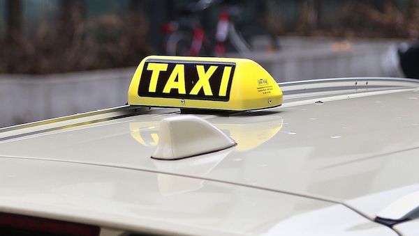 Bericht: Mercedes setzt wieder mehr auf Taxigeschäft