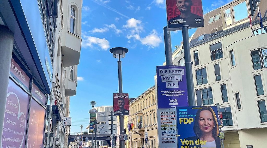 Wahlplakate in Berlin-Spandau und Berlin-Zehlendorf beschädigt und gestohlen