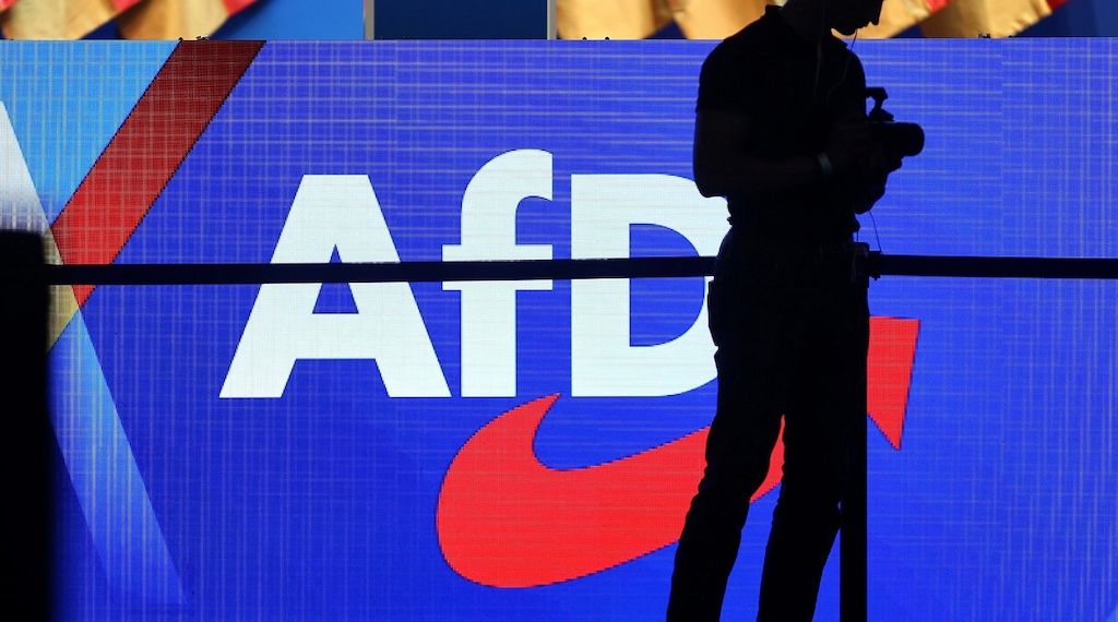 Politbarometer: AfD weiter klar vorn - Grüne legen zu