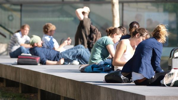 Umfrage: Junge Erwachsene verlieren Vertrauen in gesetzliche Rente