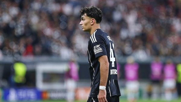 DFB-Pokal: Frankfurt überrollt St. Tönis - Karlsruhe dreht Partie