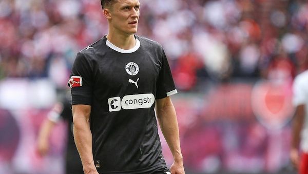 DFB-Pokal: Freiburg und Paderborn souverän - RWE schlägt St. Pauli