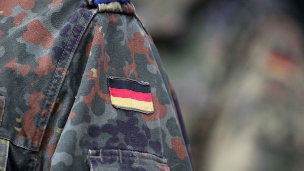 Leichter Anstieg bei Ostdeutschen in Spitzenpositionen