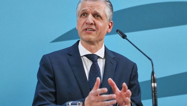 Frei ruft Union und SPD zur Geschlossenheit auf