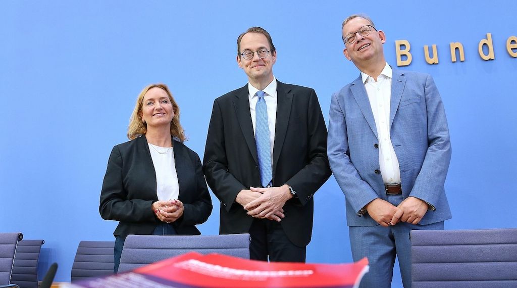 Linke legt Rechtsgutachten für bundesweiten Mietendeckel vor