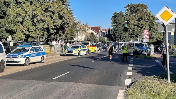 Zwei Tote nach Gewalttat an Schule in Brandenburg