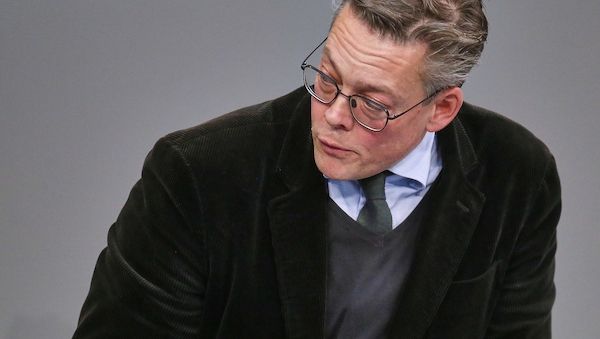 Grüne pochen auf Antwort auf hybride Bedrohungen