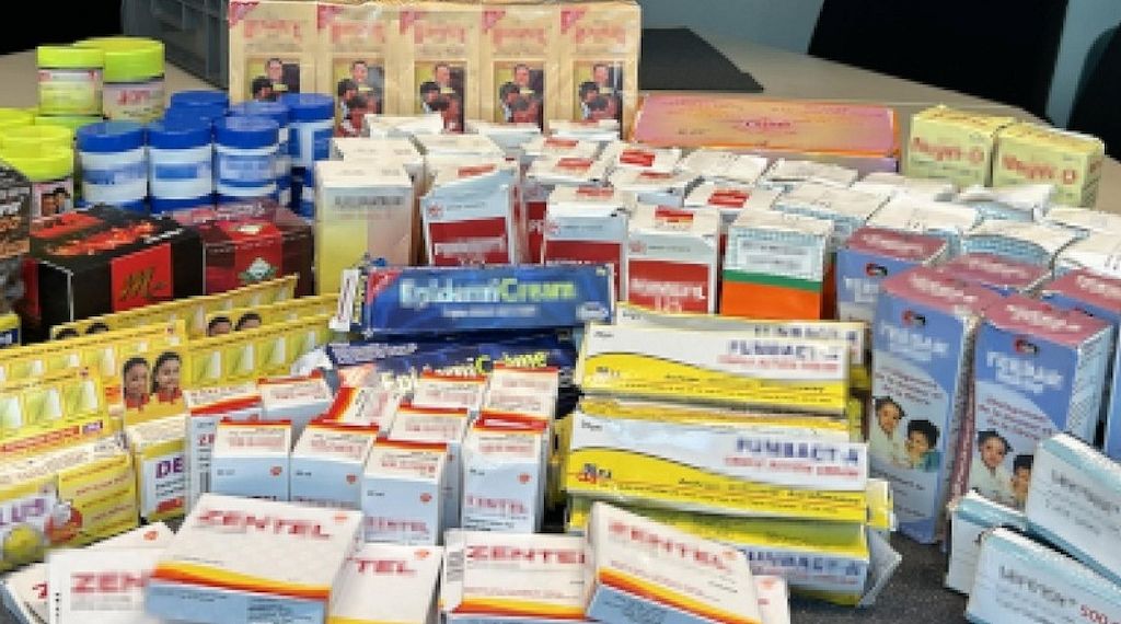 Zoll am Hamburger Flughafen stellt 1.850 Medikamente sicher
