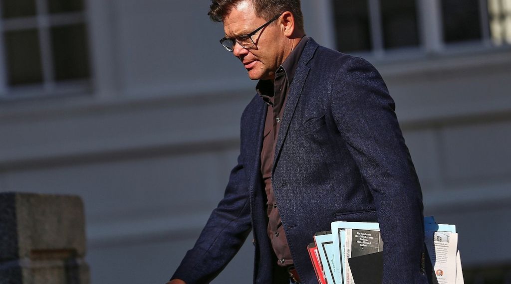 Schneider hält an Grundgesetzänderung für Klimaanpassung fest