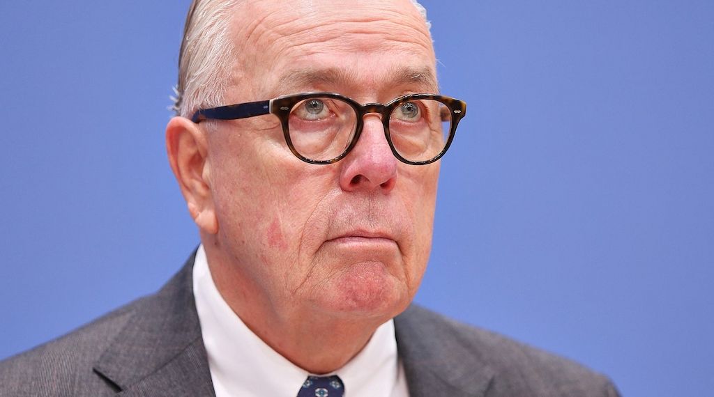 Ärztepräsident will pensionierte Ärzte an Schulen schicken