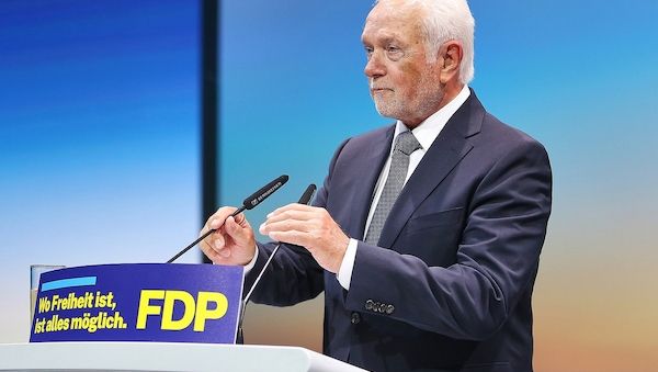 Kubicki fordert Bonus statt AU-Pflicht ab erstem Krankheitstag