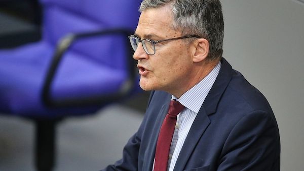 Kiesewetter und Strack-Zimmermann fordern harte Reaktion auf Drohnenangriff