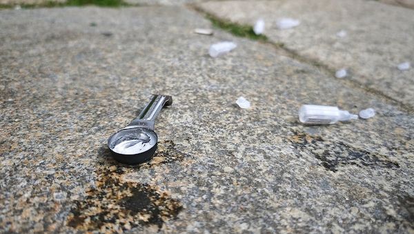 NRW-Landesregierung lehnt Mikrohandel in Suchthilfezentren ab