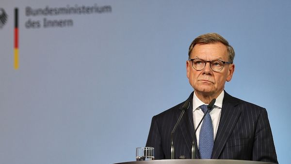 Wadephul findet Russland-Sanktionen "hart, aber nicht überzogen"