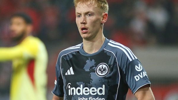 Eintracht Frankfurt verleiht Hugo Larsson an Fulham FC