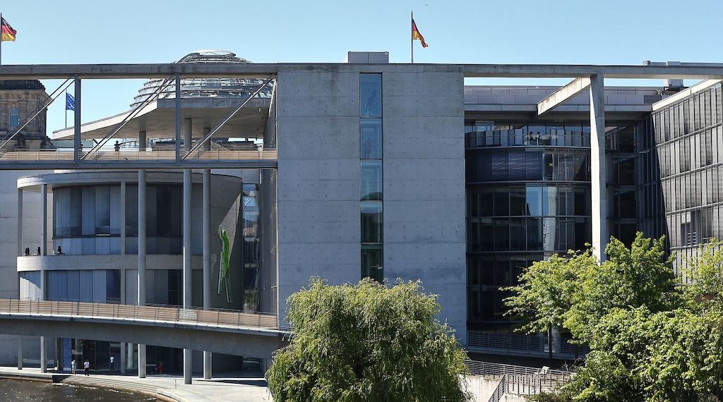 Bundestag sucht Caterer für Empfang nach Präsidentenwahl