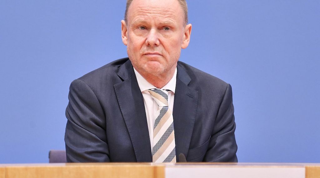 Grote: Russland wird hybride Angriffe intensivieren