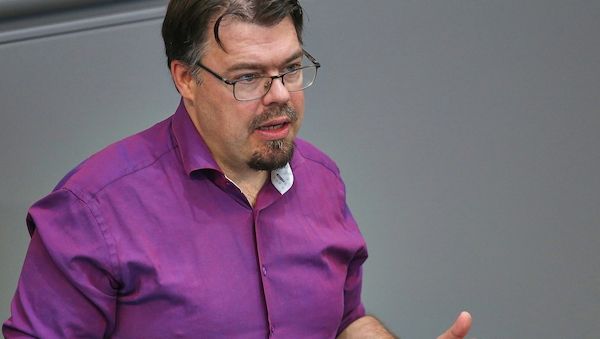 Grüne fordern schärferes Vorgehen gegen russische Schattenflotte