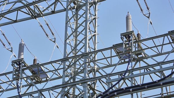 SPD fordert mehr Erdverkabelung zum Schutz der Stromnetze